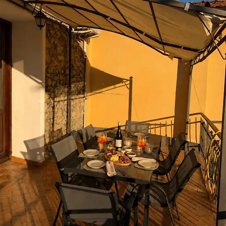 Casa Dani - Terrazza Relax, Parcheggio Gratuito E Comfort A Due Passi Da Oneglia Holiday home *